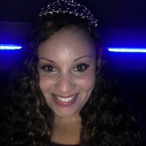 Meet your Posher, Brittney